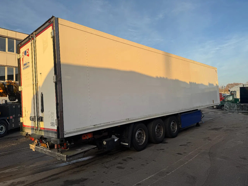 Krone SD THERMO KING SLX 200e + DHOLLANDIA 2000KG - Refrigerator semi-trailer: picture 4 Krone SD THERMO KING SLX 200e + DHOLLANDIA 2000KG - Refrigerator semi-trailer: picture 4