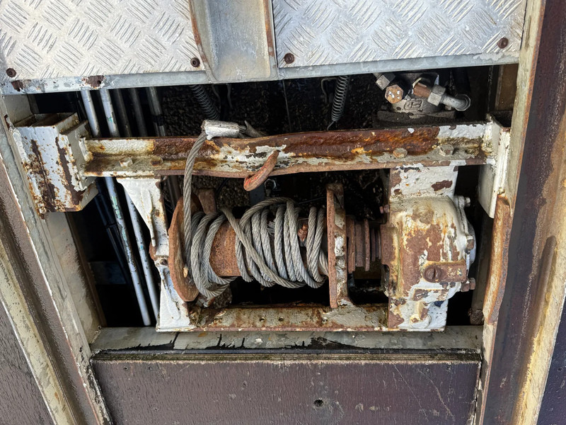 Tow truck MAN TGA 18.430 4X2 + 3x WINCH + TACK 2 AXLE - YEAR 2007: picture 16 Tow truck MAN TGA 18.430 4X2 + 3x WINCH + TACK 2 AXLE - YEAR 2007: picture 16