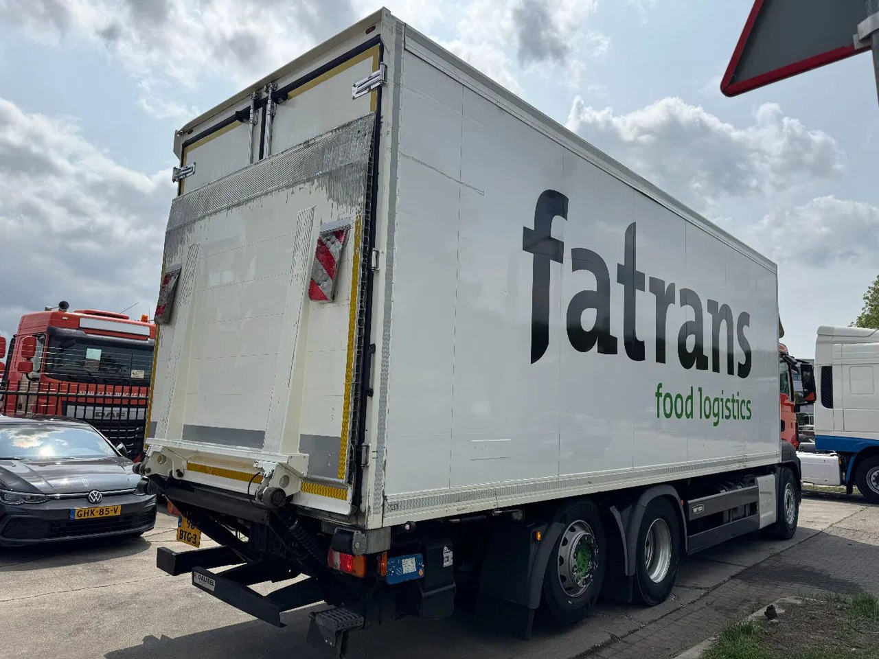 MAN TGS 26.440 6X2 - EURO 6 + THERMKING T-800R + DAU - Refrigerator truck: picture 4 MAN TGS 26.440 6X2 - EURO 6 + THERMKING T-800R + DAU - Refrigerator truck: picture 4