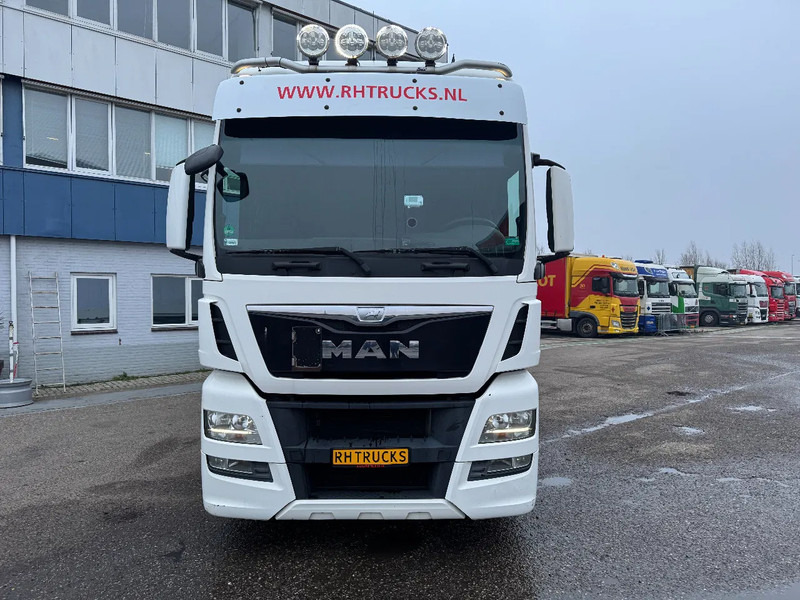 MAN TGX 26.440 6X2-2 BDF + KRONE BOX RETARDER BÄR LOAD LIFT 2000 KG - Container transporter/ Swap body truck: picture 2 MAN TGX 26.440 6X2-2 BDF + KRONE BOX RETARDER BÄR LOAD LIFT 2000 KG - Container transporter/ Swap body truck: picture 2
