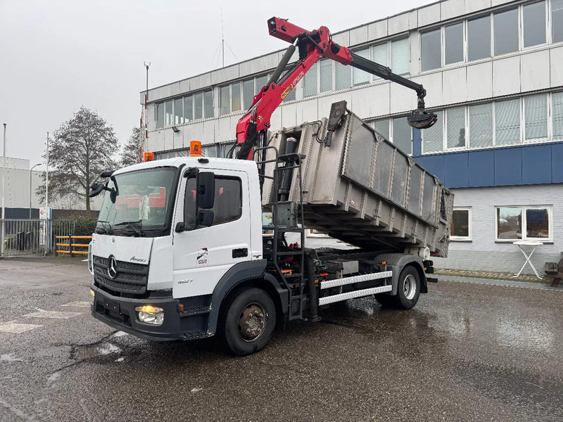 Mercedes-Benz Atego 1627 4X2 EURO 6 KIPPER + PALFINGER EPSILON C70L + REMOTE CONTROL - Tipper, Crane truck: picture 1 Mercedes-Benz Atego 1627 4X2 EURO 6 KIPPER + PALFINGER EPSILON C70L + REMOTE CONTROL - Tipper, Crane truck: picture 1