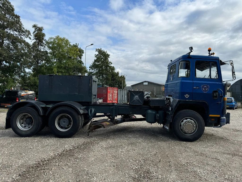Scania LB141 V8 6X2 HUB REDUCTION - FULL STEEL SUSP. - - Cab chassis truck: picture 4 Scania LB141 V8 6X2 HUB REDUCTION - FULL STEEL SUSP. - - Cab chassis truck: picture 4