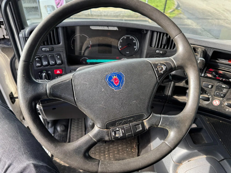 Leasing of Scania P230 4X2 - EURO 5 + DHOLLANDIA LIFT Scania P230 4X2 - EURO 5 + DHOLLANDIA LIFT: picture 17 Leasing of Scania P230 4X2 - EURO 5 + DHOLLANDIA LIFT Scania P230 4X2 - EURO 5 + DHOLLANDIA LIFT: picture 17