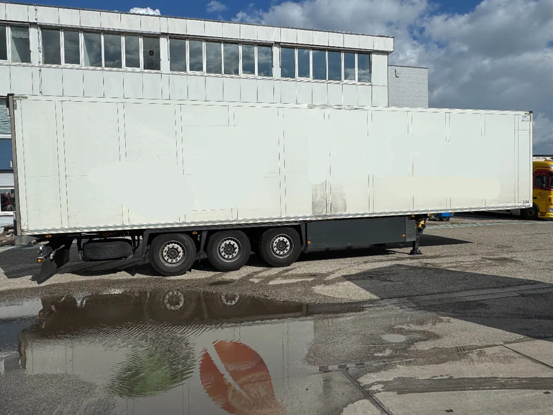 Schmitz Cargobull SCB*S3B THERMO KING SLX 300E TÜV TILL 03-2026 - Refrigerator semi-trailer: picture 5 Schmitz Cargobull SCB*S3B THERMO KING SLX 300E TÜV TILL 03-2026 - Refrigerator semi-trailer: picture 5