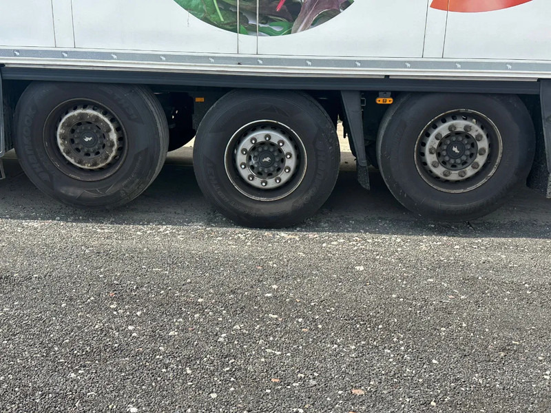 Refrigerator semi-trailer Schmitz Cargobull SCB*S3B THERMO KING SLX300E 3 AXLE: picture 9 Refrigerator semi-trailer Schmitz Cargobull SCB*S3B THERMO KING SLX300E 3 AXLE: picture 9