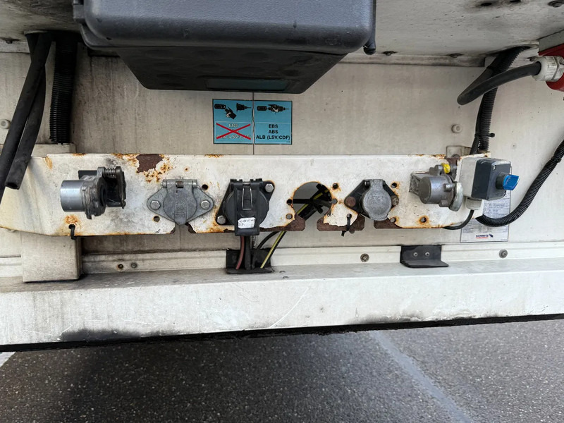 Refrigerator semi-trailer Schmitz Cargobull SKO24 + THERMOKING SLX 300 D&E: picture 11