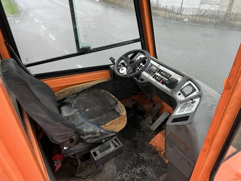 Terminal tractor Terberg YT 222 YT222: picture 9 Terminal tractor Terberg YT 222 YT222: picture 9