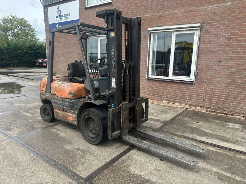 Toyota 6FDF 30 3 TO - Forklift: picture 5 Toyota 6FDF 30 3 TO - Forklift: picture 5