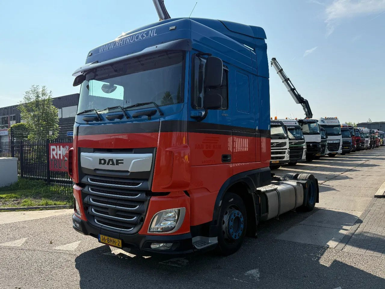 DAF XF 440 4X2 ENGINE RUNNING BUT TICKING! - Tractor unit: picture 1 DAF XF 440 4X2 ENGINE RUNNING BUT TICKING! - Tractor unit: picture 1