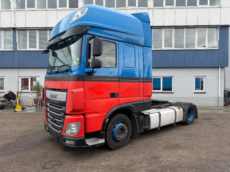 DAF XF 440 4X2 EURO 6 MEGA DOUBLE TANK - Tractor unit: picture 1 DAF XF 440 4X2 EURO 6 MEGA DOUBLE TANK - Tractor unit: picture 1