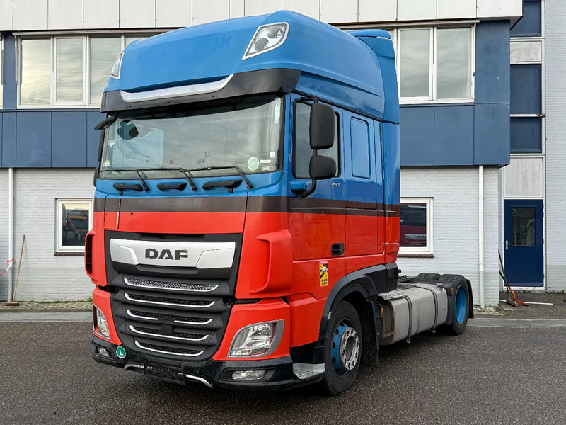 DAF XF 450 4X2 EURO 6 - MEGA - Tractor unit: picture 1 DAF XF 450 4X2 EURO 6 - MEGA - Tractor unit: picture 1
