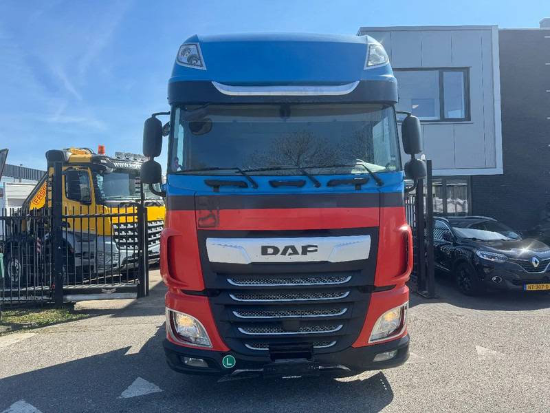 DAF XF 450 4X2 EURO 6 - Tractor unit: picture 2 DAF XF 450 4X2 EURO 6 - Tractor unit: picture 2