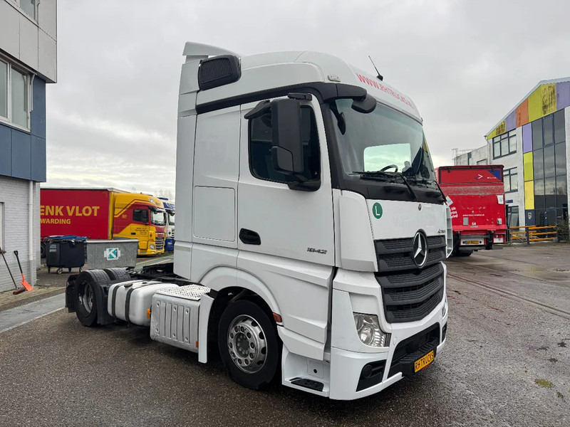 Mercedes-Benz Actros 1842 4X2 EURO 6 MEGA DOUBLE TANK - Tractor unit: picture 3 Mercedes-Benz Actros 1842 4X2 EURO 6 MEGA DOUBLE TANK - Tractor unit: picture 3