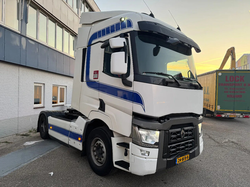 Renault T430 4X2 EURO 6 SKIRTS DUTCH REGISTRATION - Tractor unit: picture 3 Renault T430 4X2 EURO 6 SKIRTS DUTCH REGISTRATION - Tractor unit: picture 3