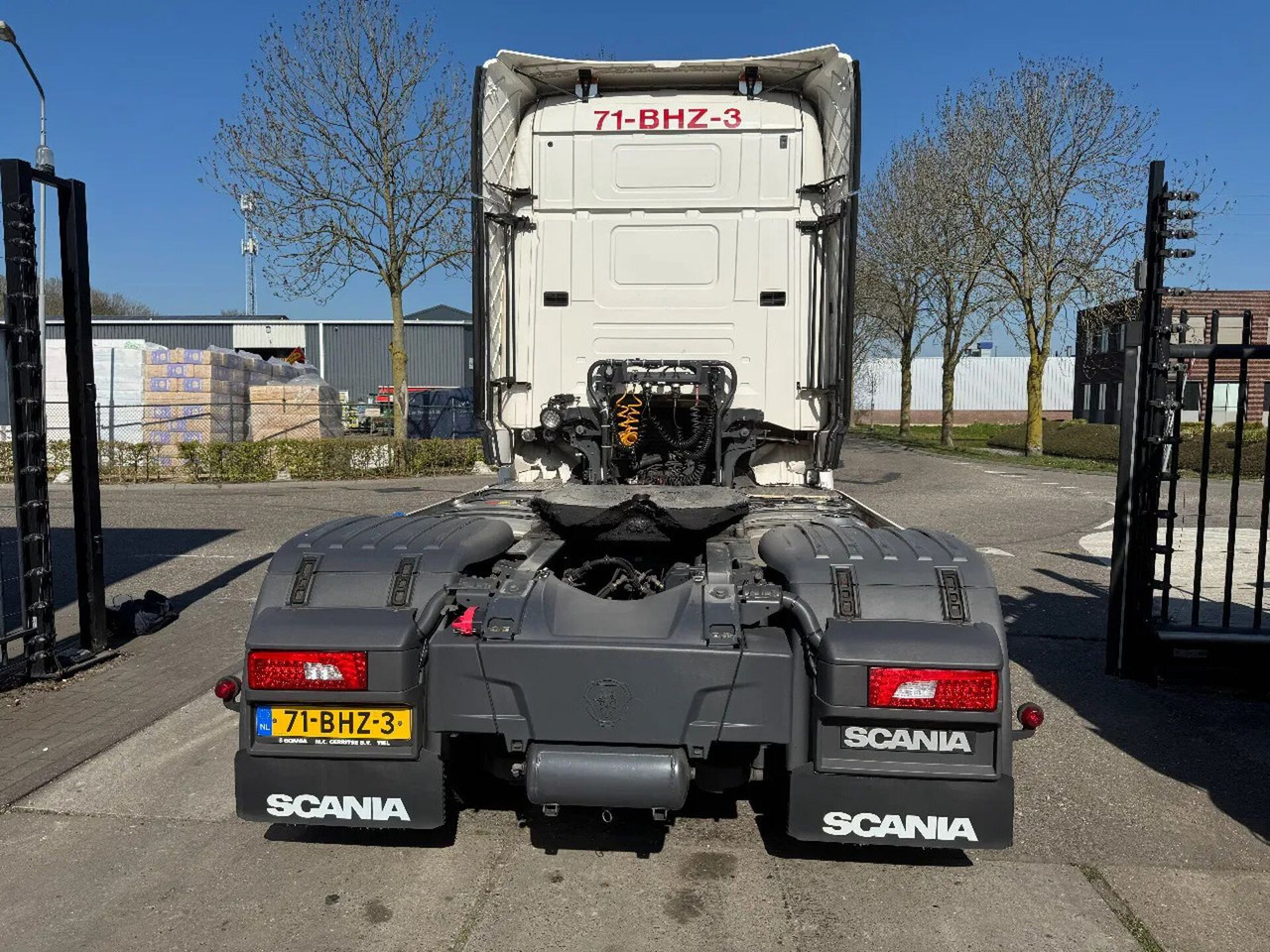 Tractor unit Scania R450 4X2 EURO 6 RETARDER SKIRTS TÜV TILL 01-2026: picture 6
