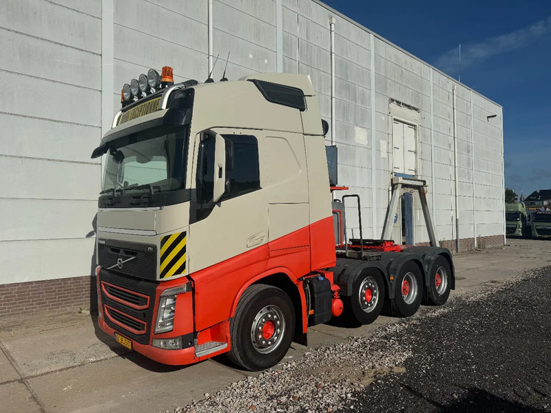 Volvo FH 13.540 8X4, 150 TON, INTARDER, 566862 KM - Tractor unit: picture 1 Volvo FH 13.540 8X4, 150 TON, INTARDER, 566862 KM - Tractor unit: picture 1