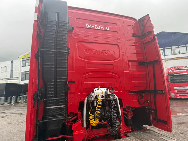 Tractor unit Volvo FH 460 4X2 EURO 6 ALCOA 2 UNITS I PARK COOL STANDKLIMA: picture 11 Tractor unit Volvo FH 460 4X2 EURO 6 ALCOA 2 UNITS I PARK COOL STANDKLIMA: picture 11