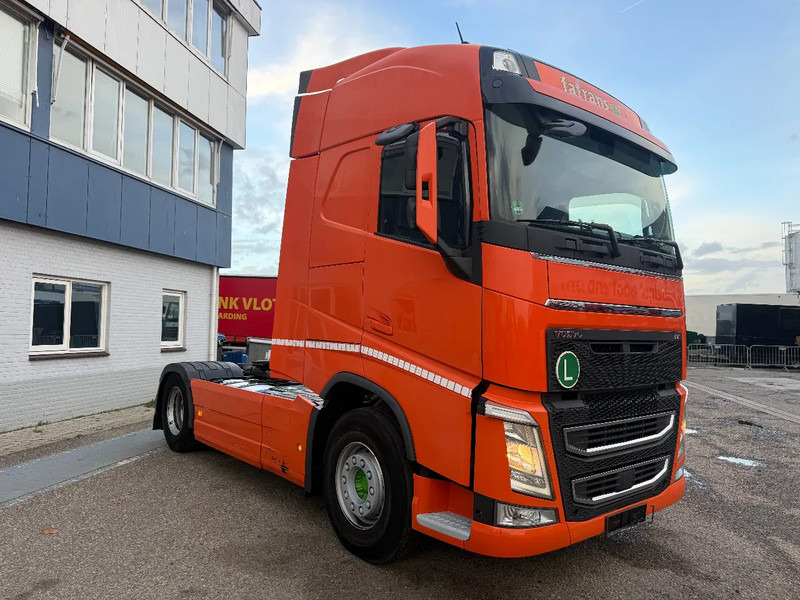 Volvo FH 460 4X2 EURO 6 + I-SHIFT + I-PARKCOOL - Tractor unit: picture 4 Volvo FH 460 4X2 EURO 6 + I-SHIFT + I-PARKCOOL - Tractor unit: picture 4