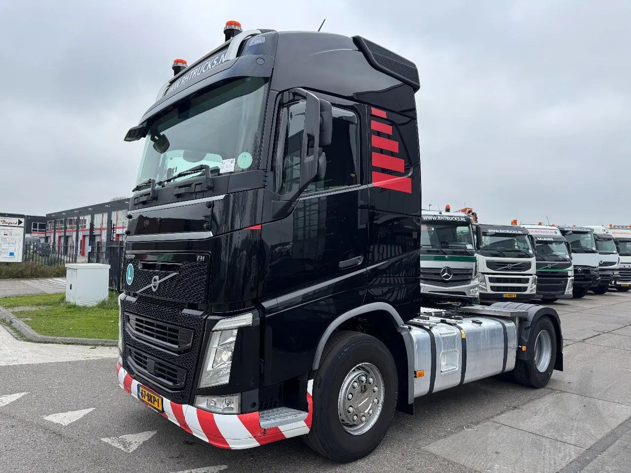 Volvo FH 460 4X2 EURO 6 PARK COOL 2 UNITS - Tractor unit: picture 2 Volvo FH 460 4X2 EURO 6 PARK COOL 2 UNITS - Tractor unit: picture 2