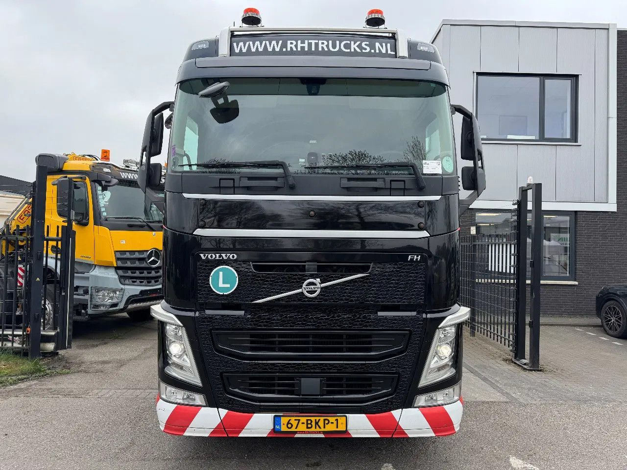 Volvo FH 460 4X2 EURO 6 PARK COOL 2 UNITS - Tractor unit: picture 3 Volvo FH 460 4X2 EURO 6 PARK COOL 2 UNITS - Tractor unit: picture 3