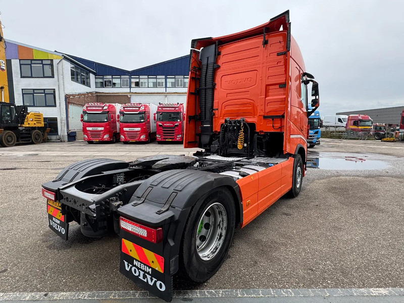 Volvo FH 460 4X2 EURO 6 SKIRTS I PARK COOL - Tractor unit: picture 5 Volvo FH 460 4X2 EURO 6 SKIRTS I PARK COOL - Tractor unit: picture 5