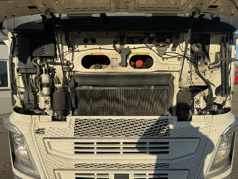 Tractor unit Volvo FH 460 6X2 EURO 6 CHASSIS 2021 STEERING AXLE SKIRTS: picture 9 Tractor unit Volvo FH 460 6X2 EURO 6 CHASSIS 2021 STEERING AXLE SKIRTS: picture 9