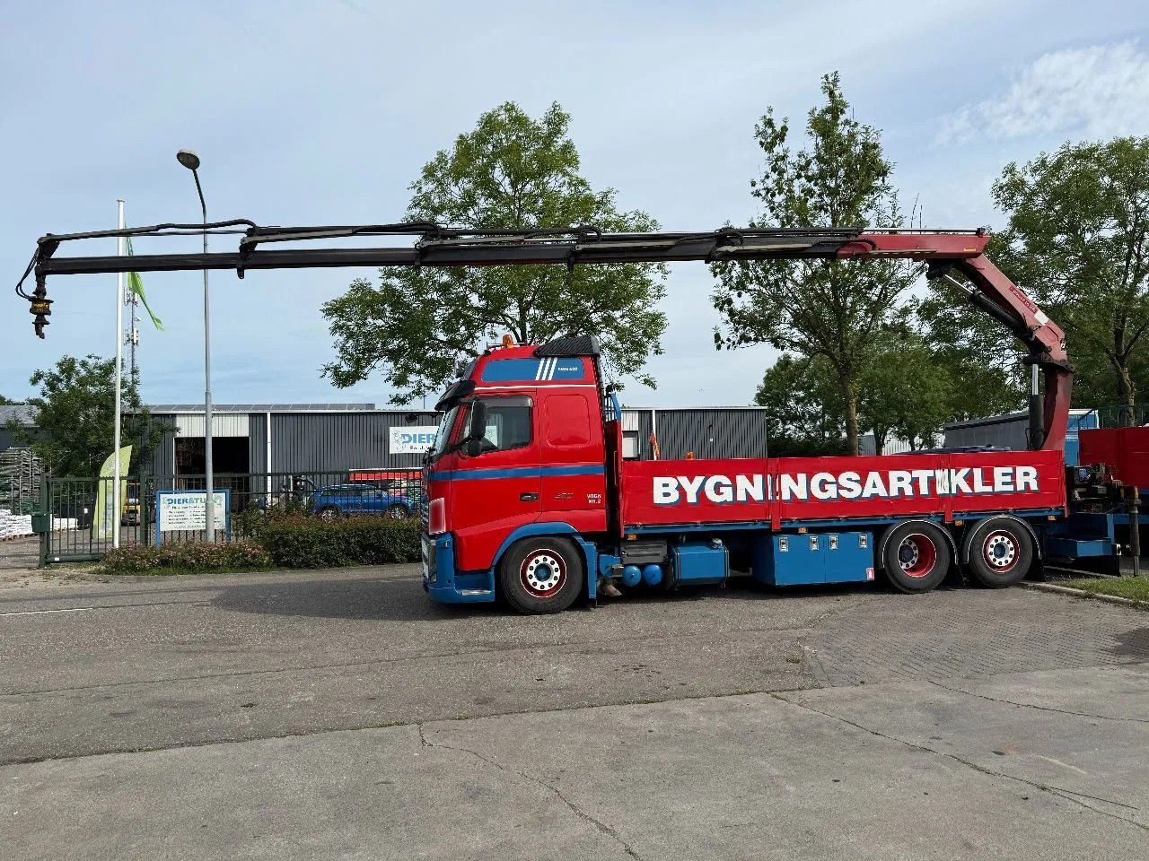 Volvo FH 16.600 600 - 6X2 - EURO 5 + HMF 2420 K5 + REM - Crane truck: picture 1 Volvo FH 16.600 600 - 6X2 - EURO 5 + HMF 2420 K5 + REM - Crane truck: picture 1