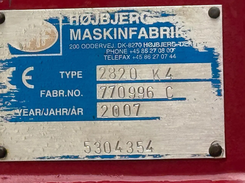 Volvo FH 16.660 8X2 + HMF 2820 K4 + JIB FJ 900 K3+3 + WINCH - Dropside/ Flatbed truck, Crane truck: picture 5 Volvo FH 16.660 8X2 + HMF 2820 K4 + JIB FJ 900 K3+3 + WINCH - Dropside/ Flatbed truck, Crane truck: picture 5