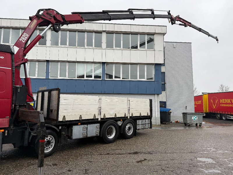 Volvo FH 16.660 8X2 + HMF 2820 K4 + JIB FJ 900 K3+3 + WINCH - Crane truck: picture 3 Volvo FH 16.660 8X2 + HMF 2820 K4 + JIB FJ 900 K3+3 + WINCH - Crane truck: picture 3