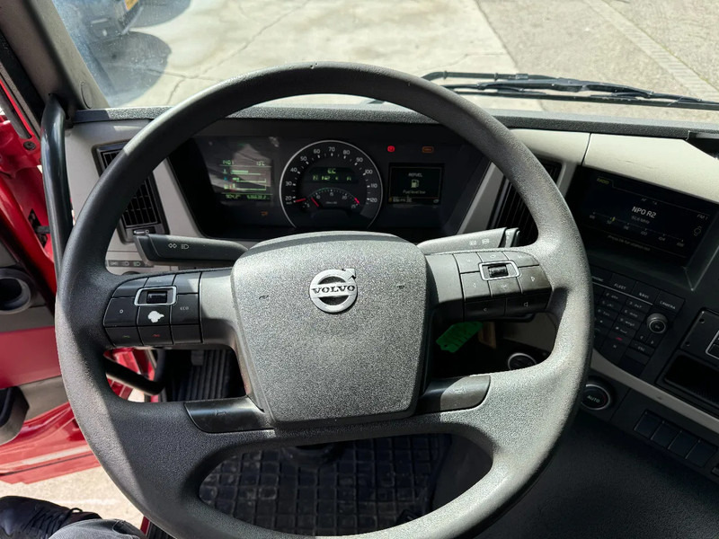 Leasing of Volvo FMX 460 8X4 PALFINGER PK53002 + FLY JIP AN REMOTE CONTROLE, LAST AXEL STEERING Volvo FMX 460 8X4 PALFINGER PK53002 + FLY JIP AN REMOTE CONTROLE, LAST AXEL STEERING: picture 10 Leasing of Volvo FMX 460 8X4 PALFINGER PK53002 + FLY JIP AN REMOTE CONTROLE, LAST AXEL STEERING Volvo FMX 460 8X4 PALFINGER PK53002 + FLY JIP AN REMOTE CONTROLE, LAST AXEL STEERING: picture 10