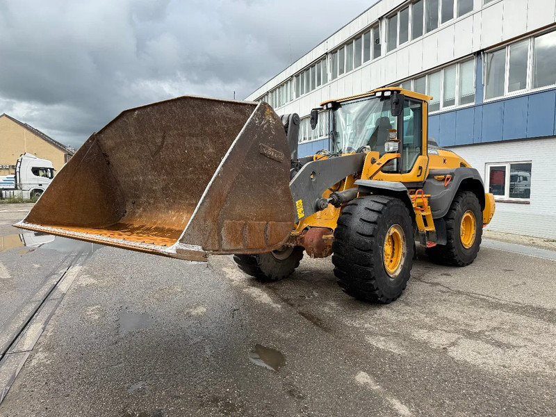 Volvo L120H, CE, 8314 UUR - Wheel loader: picture 3 Volvo L120H, CE, 8314 UUR - Wheel loader: picture 3