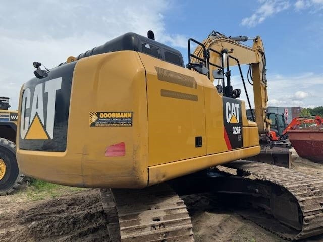 CAT 326 FL - Crawler excavator: picture 2 CAT 326 FL - Crawler excavator: picture 2