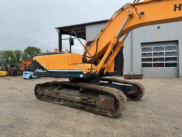 HYUNDAI R 250 NLC-9 - Crawler excavator: picture 5 HYUNDAI R 250 NLC-9 - Crawler excavator: picture 5