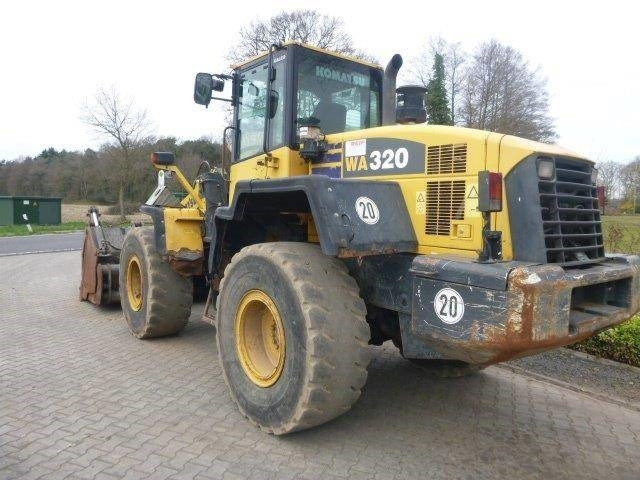 Komatsu WA 320-5 - Wheel loader: picture 3 Komatsu WA 320-5 - Wheel loader: picture 3