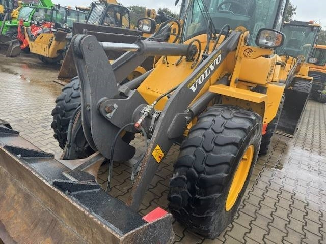 Volvo L 30 G - Wheel loader: picture 4 Volvo L 30 G - Wheel loader: picture 4