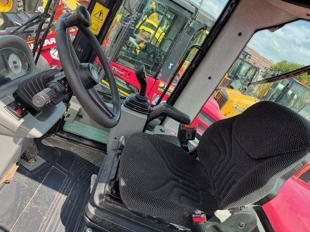 Yanmar V 100-5 - Wheel loader: picture 4 Yanmar V 100-5 - Wheel loader: picture 4