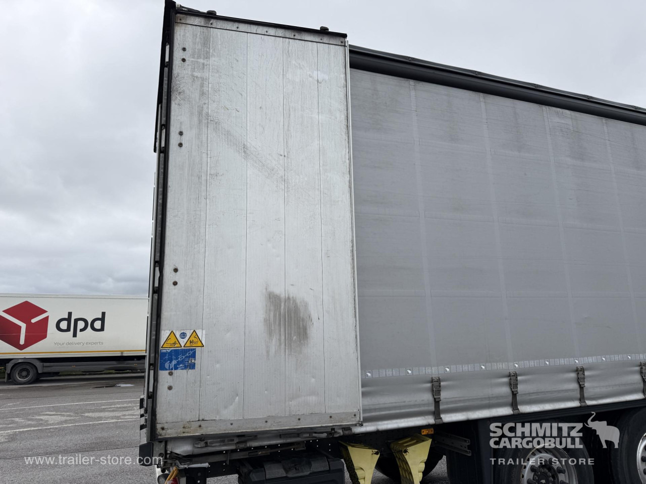 SCHMITZ Curtainsider Standard - Curtainsider semi-trailer: picture 2 SCHMITZ Curtainsider Standard - Curtainsider semi-trailer: picture 2