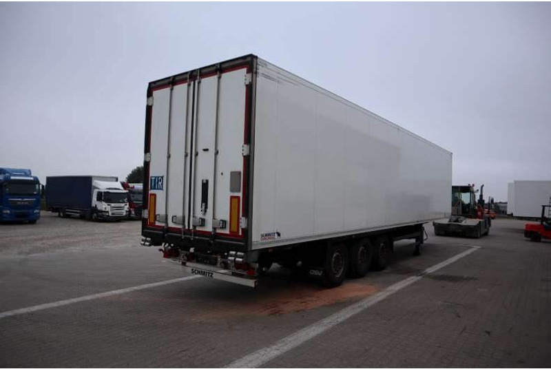 Schmitz Cargobull 33 pl. Meathanger/Fleischhängesystem/Kødophæng - Refrigerator semi-trailer: picture 3 Schmitz Cargobull 33 pl. Meathanger/Fleischhängesystem/Kødophæng - Refrigerator semi-trailer: picture 3