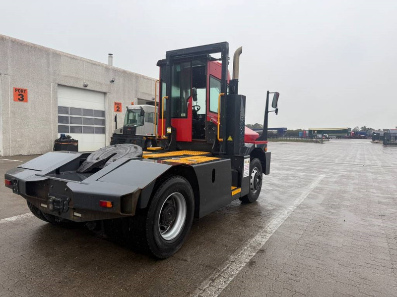 Kalmar Terminal tractor / Terminal-Zugmaschine / - Tractor unit: picture 3 Kalmar Terminal tractor / Terminal-Zugmaschine / - Tractor unit: picture 3