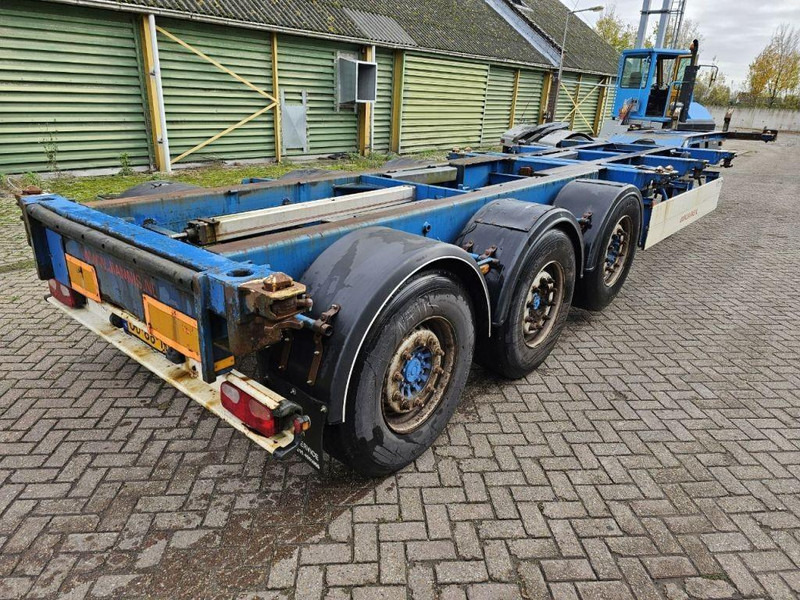 D-Tec UL 9401 - Container transporter/ Swap body semi-trailer: picture 4 D-Tec UL 9401 - Container transporter/ Swap body semi-trailer: picture 4