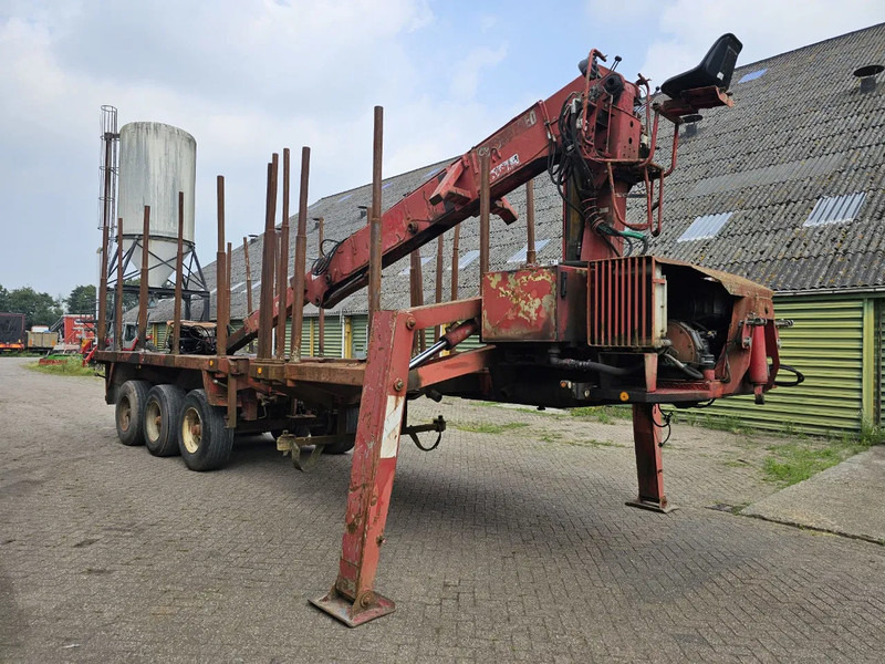 Doll 20T Crane - 6 meter extendable - Logging semi-trailer: picture 3 Doll 20T Crane - 6 meter extendable - Logging semi-trailer: picture 3