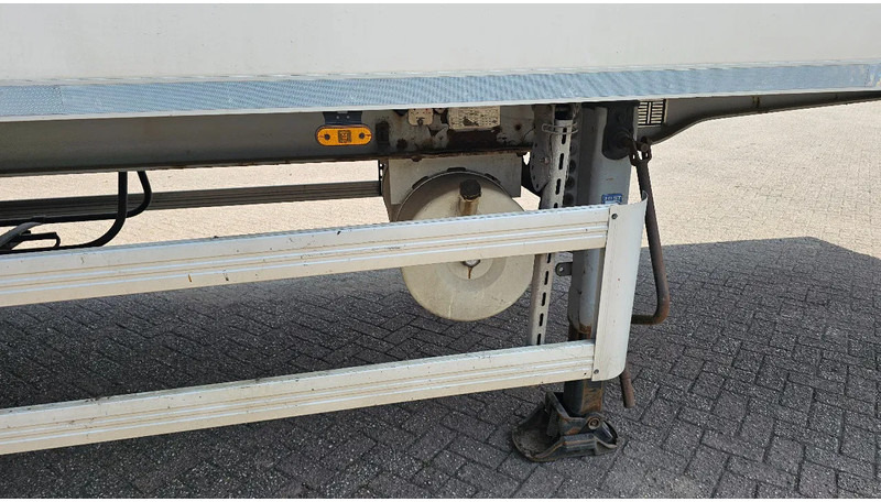 Refrigerator semi-trailer Lecitrailer Carrier Vector 1850: picture 19 Refrigerator semi-trailer Lecitrailer Carrier Vector 1850: picture 19