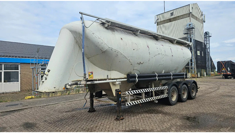 SPITZER Eurovrac Silo 43m3 - Tank semi-trailer: picture 1 SPITZER Eurovrac Silo 43m3 - Tank semi-trailer: picture 1
