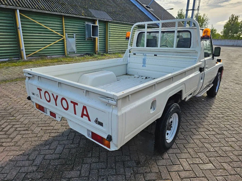 Toyota Land Cruiser LB71MOD - Car: picture 5 Toyota Land Cruiser LB71MOD - Car: picture 5