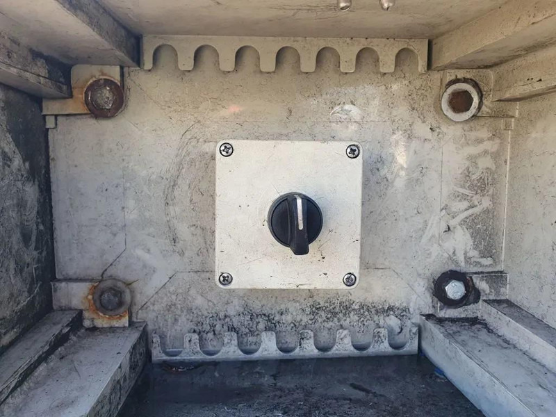 New Tipper semi-trailer Trailer STEEL: picture 13 New Tipper semi-trailer Trailer STEEL: picture 13