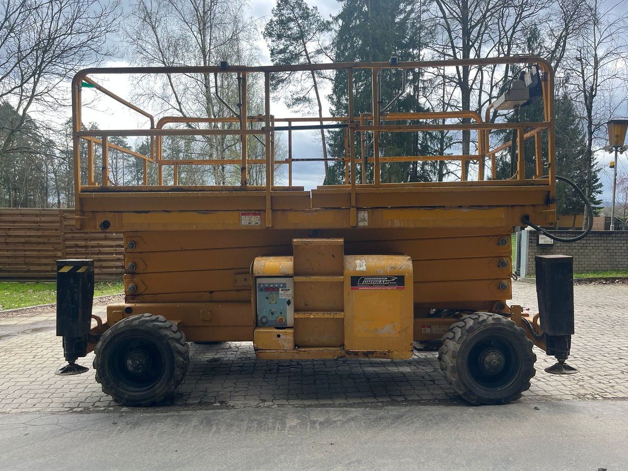 HAULOTTE H 15 SX - Aerial platform: picture 2 HAULOTTE H 15 SX - Aerial platform: picture 2