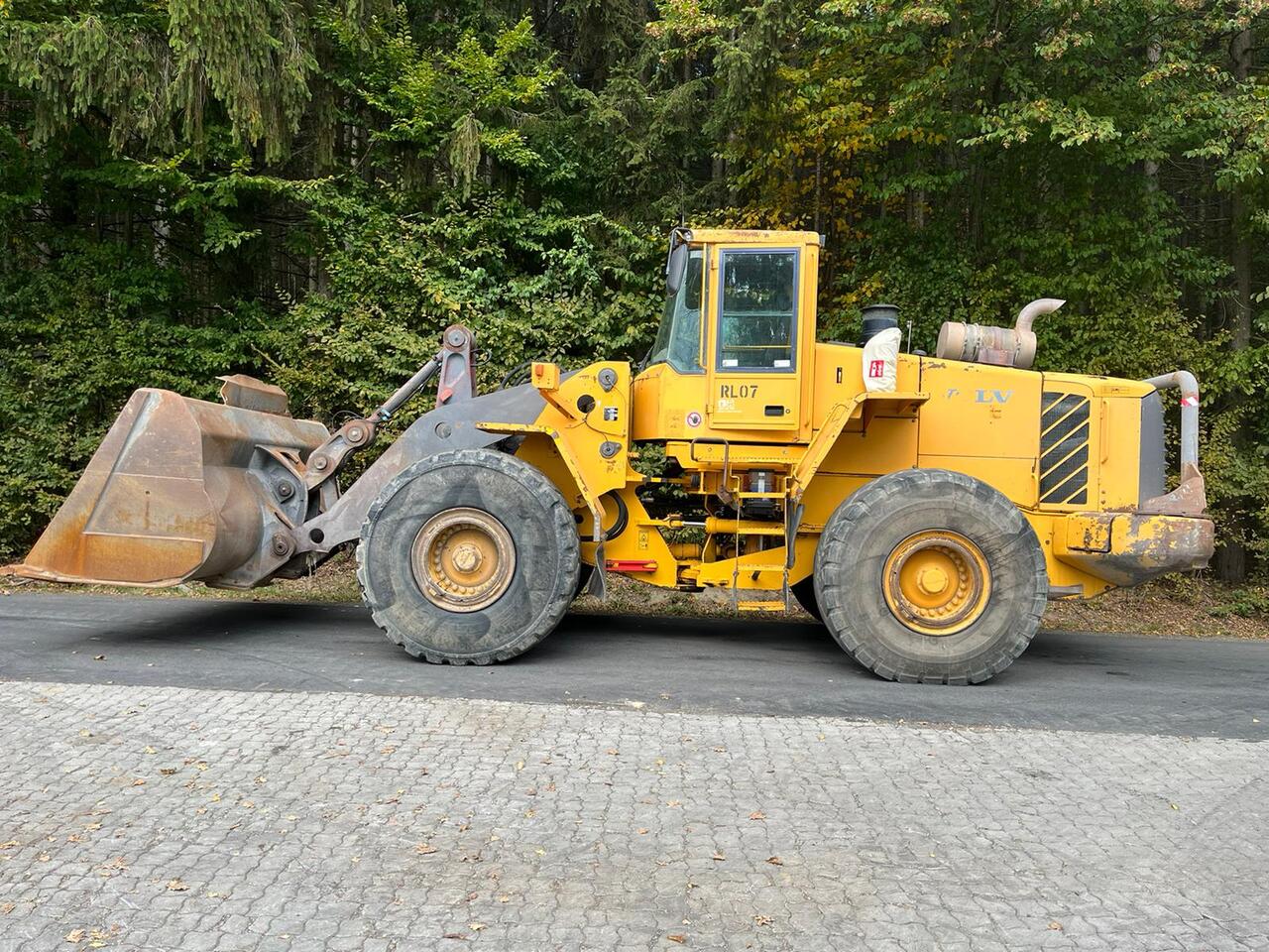VOLVO L 180 E - Wheel loader: picture 1 VOLVO L 180 E - Wheel loader: picture 1