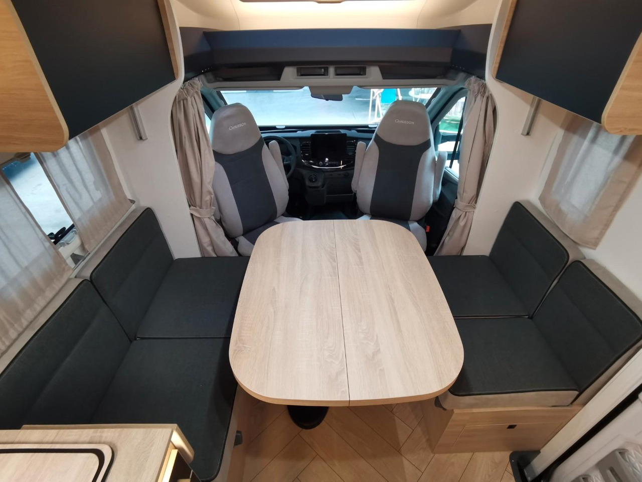New Semi-integrated motorhome Chausson 797 TITANIUM / - 2026 - / EINZELBETTEN & HUBBETT: picture 15