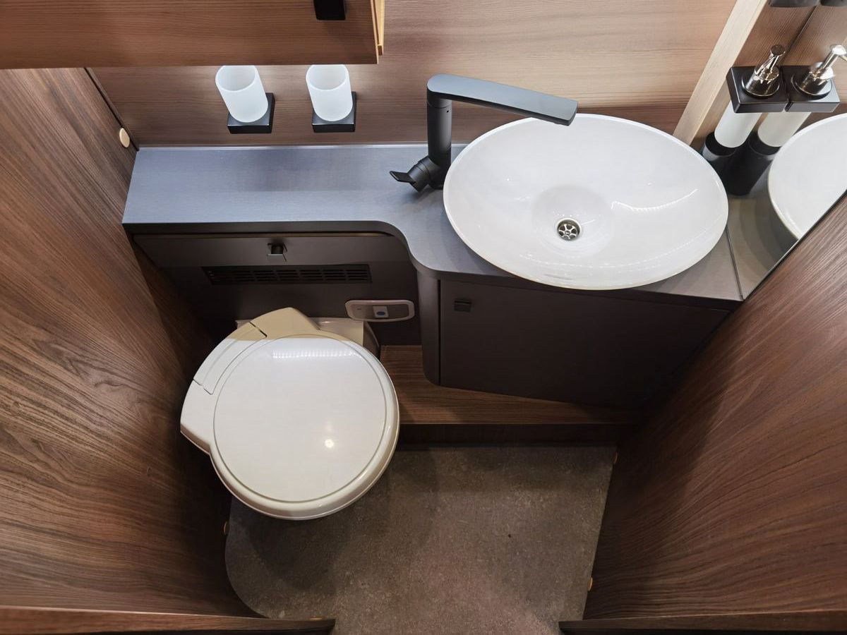 Semi-integrated motorhome Eura Mobil PROFILA T 726 EB /-2026-/ MONDIAL PLUS & S-PAKET: picture 22