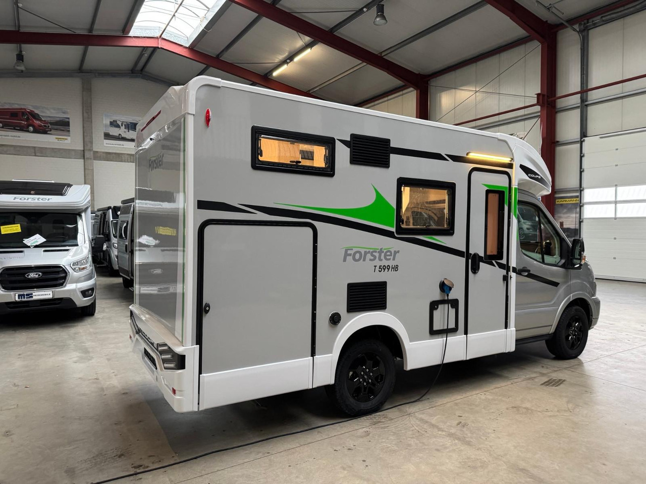 Forster T 599 HBN COUPÈ /-MODELL 2026- / 165PS-AUTOMATIK - Semi-integrated motorhome: picture 5 Forster T 599 HBN COUPÈ /-MODELL 2026- / 165PS-AUTOMATIK - Semi-integrated motorhome: picture 5